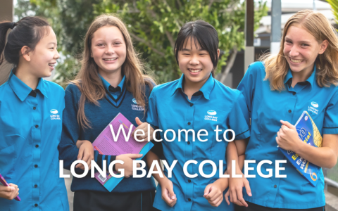 新西兰留学/北岸高中Long Bay College长湾中学，一幅画传递着建校50周年的校园精神！