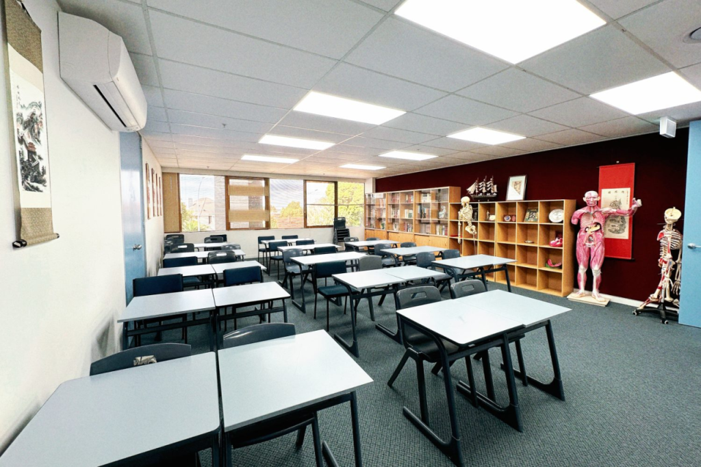 新西兰中医学院｜在新西兰可以做中医吗？最新移民政策新西兰硕士毕业直接6分移民前景大好！