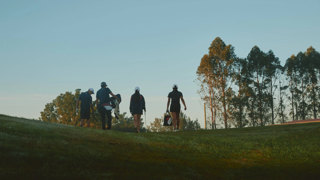 新西兰留学｜剑桥圣彼得中学：IB/NCEA双通道，走读+寄宿，校园就是风景区，这所新西兰中学为何如此独特？