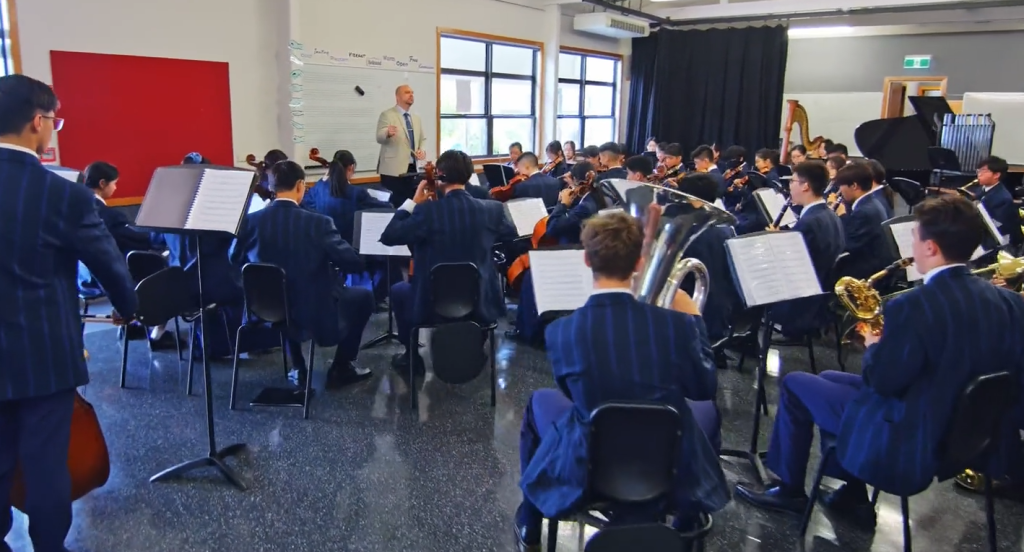 新西兰留学 面朝大海的学霸摇篮！揭秘新西兰顶尖中学Macleans麦克林斯，通往世界名校的跳板