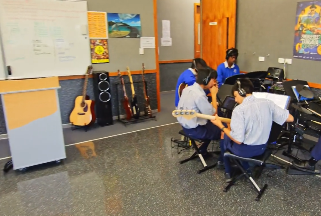 新西兰留学 面朝大海的学霸摇篮！揭秘新西兰顶尖中学Macleans麦克林斯，通往世界名校的跳板