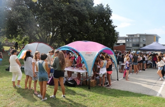 新西兰留学/奥克兰中区历史悠久的圣玛丽女子学校/自信的女孩们看过来！