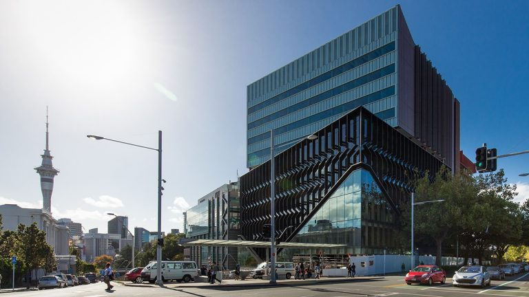 6个月满足条件快速入读世界名校：奥克兰大学预科，初中毕业或高中在读的家长们必看！